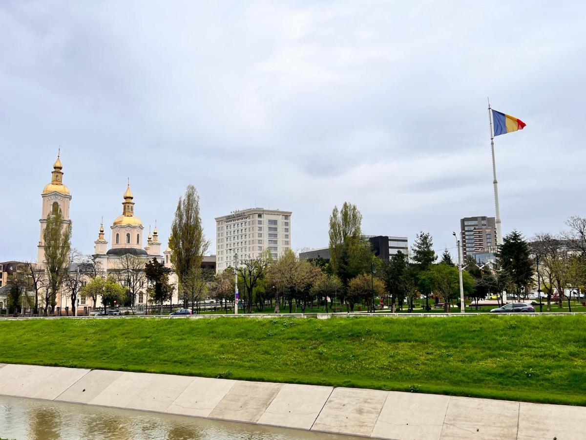 Central Metropolitan Bright 2 Iasi Eksteriør bilde